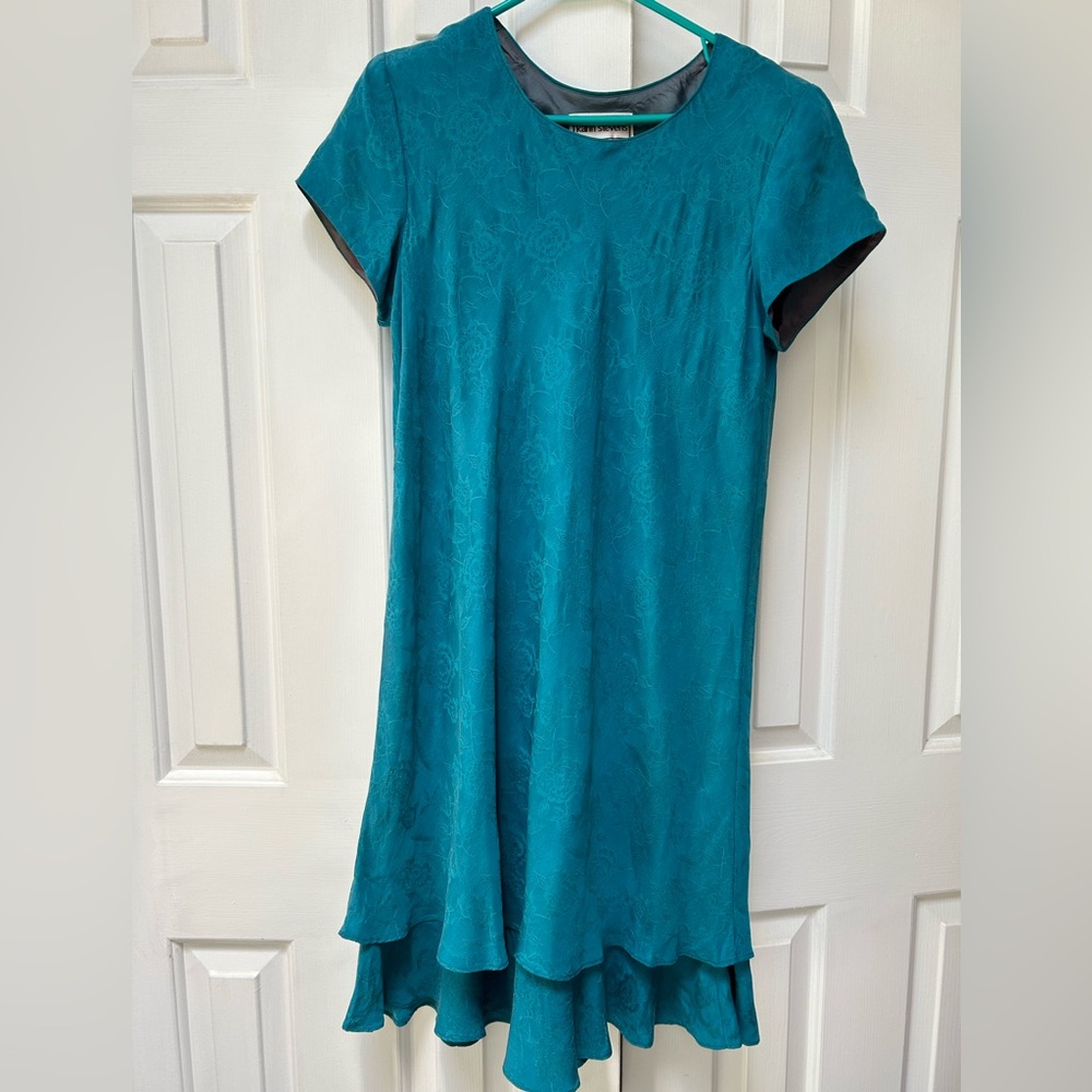 Karin Stevens silk-feel turquoise fully lined, flounce-hem, shortsleeve dress 10